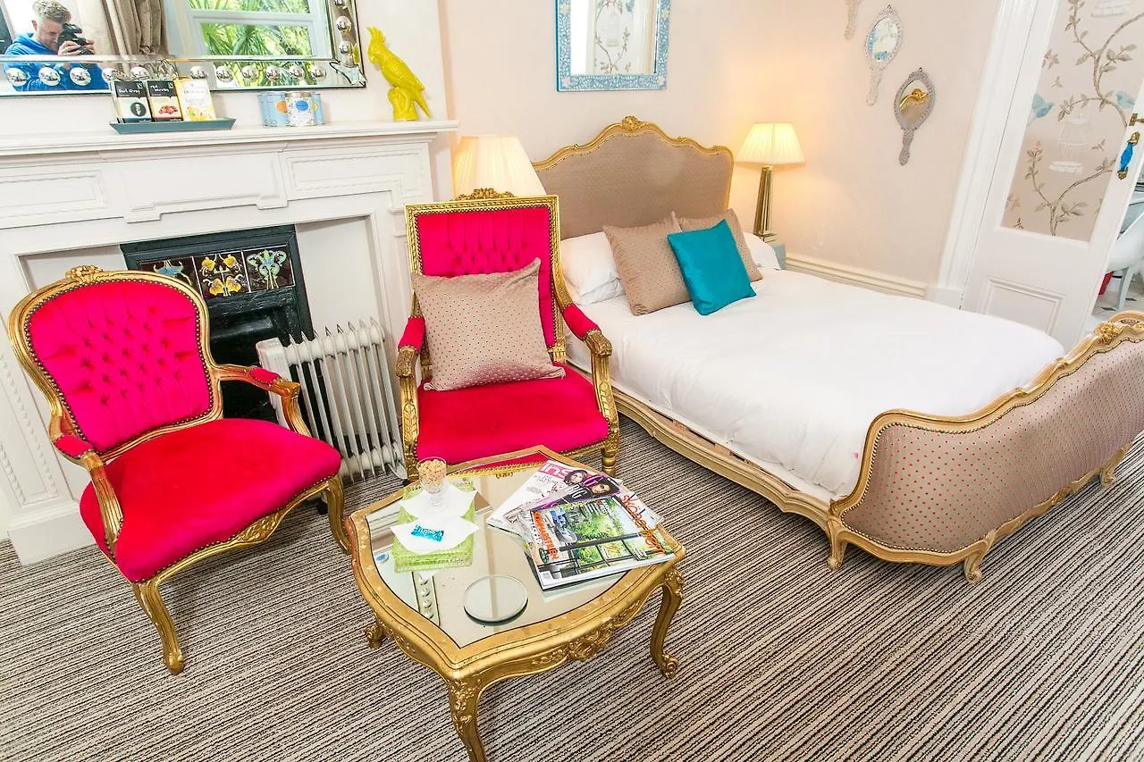 The Rosebery Hotel Newcastle upon Tyne 0*,  United Kingdom